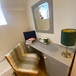 펜션 2 Bed Retreat By Lake, And Golf Course *