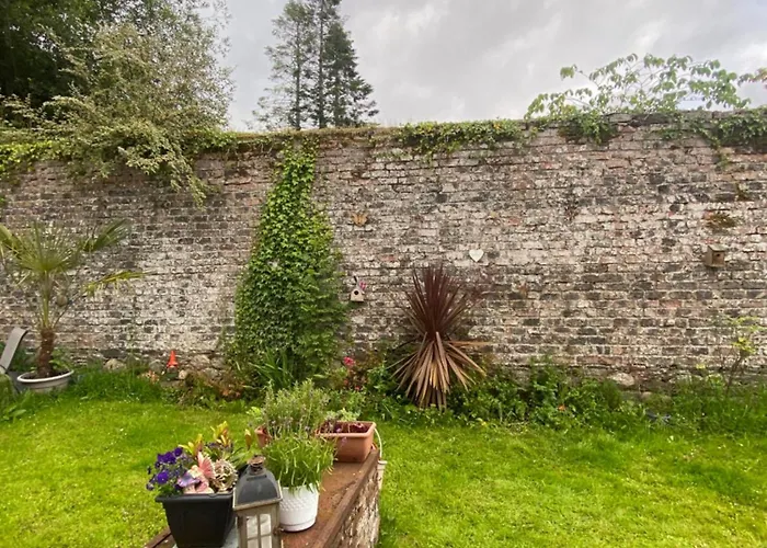 Prázdninový dům 2 Bed Retreat By Lake, And Golf Course